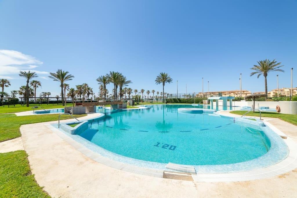 TrendyHomes Marina Golf