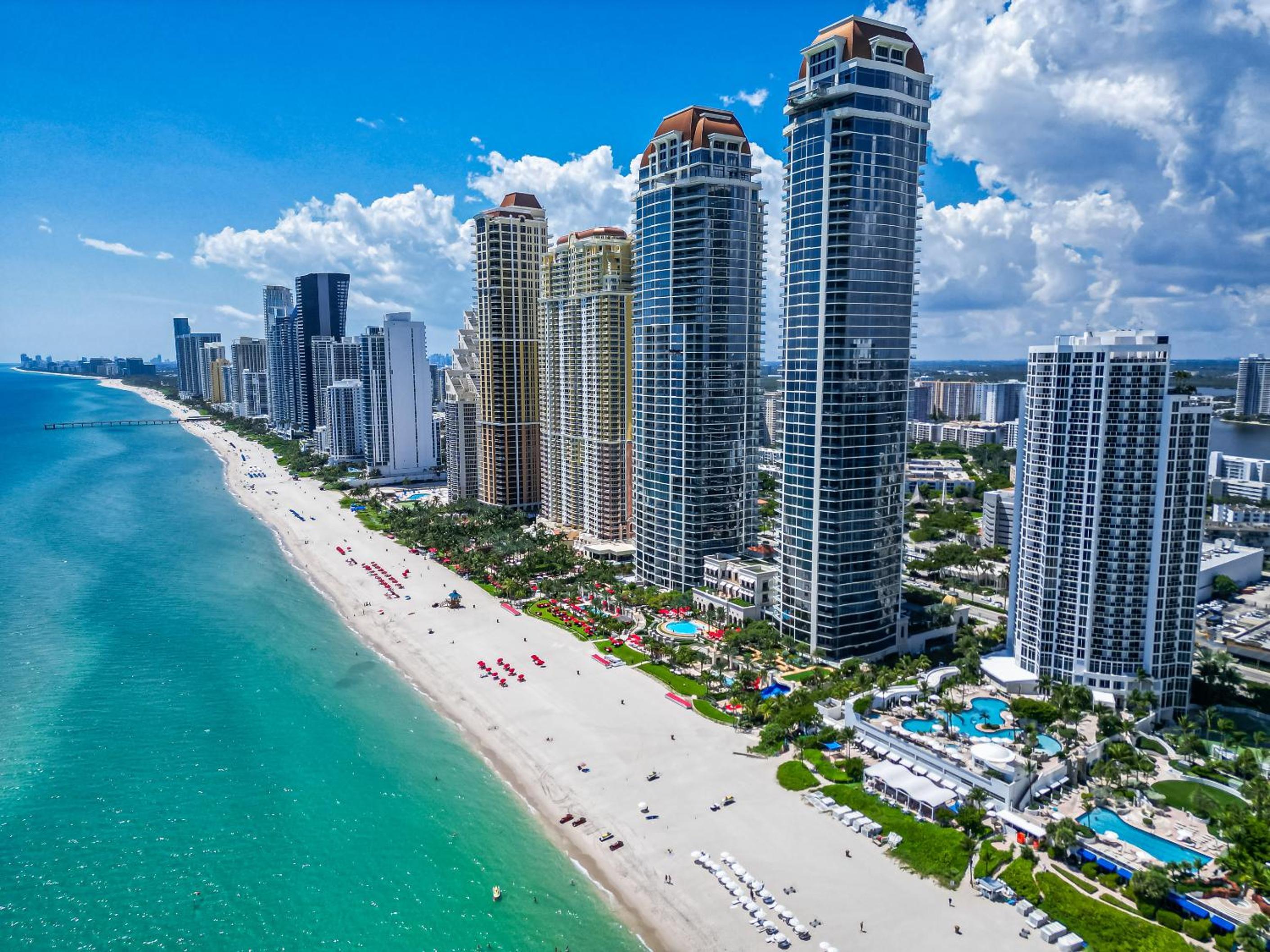 Large Resort Suite in Sunny Isles Beach
