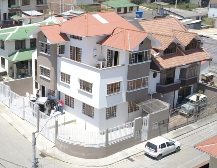 Departamento El Rosal 2 view 5