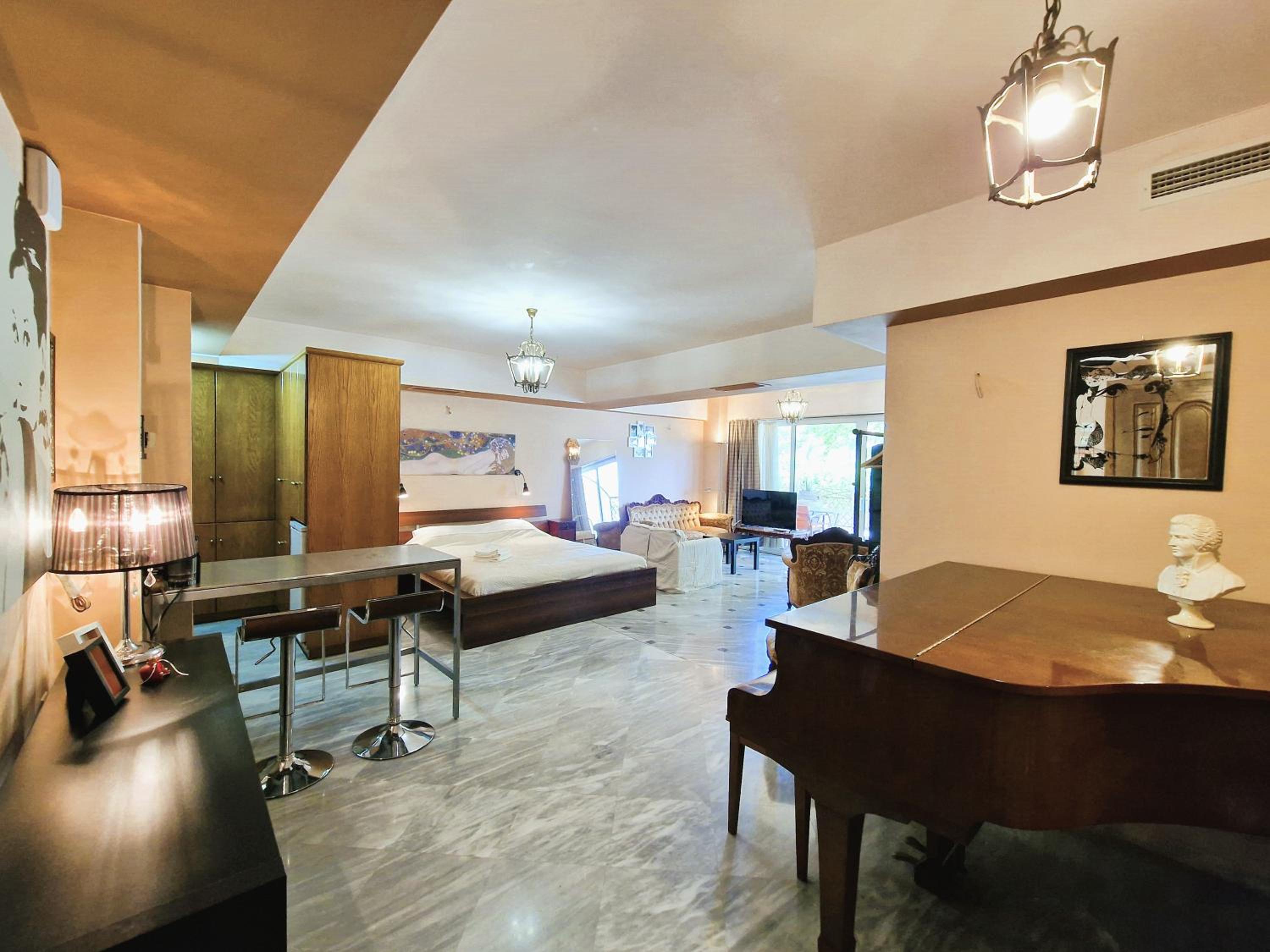hotel room