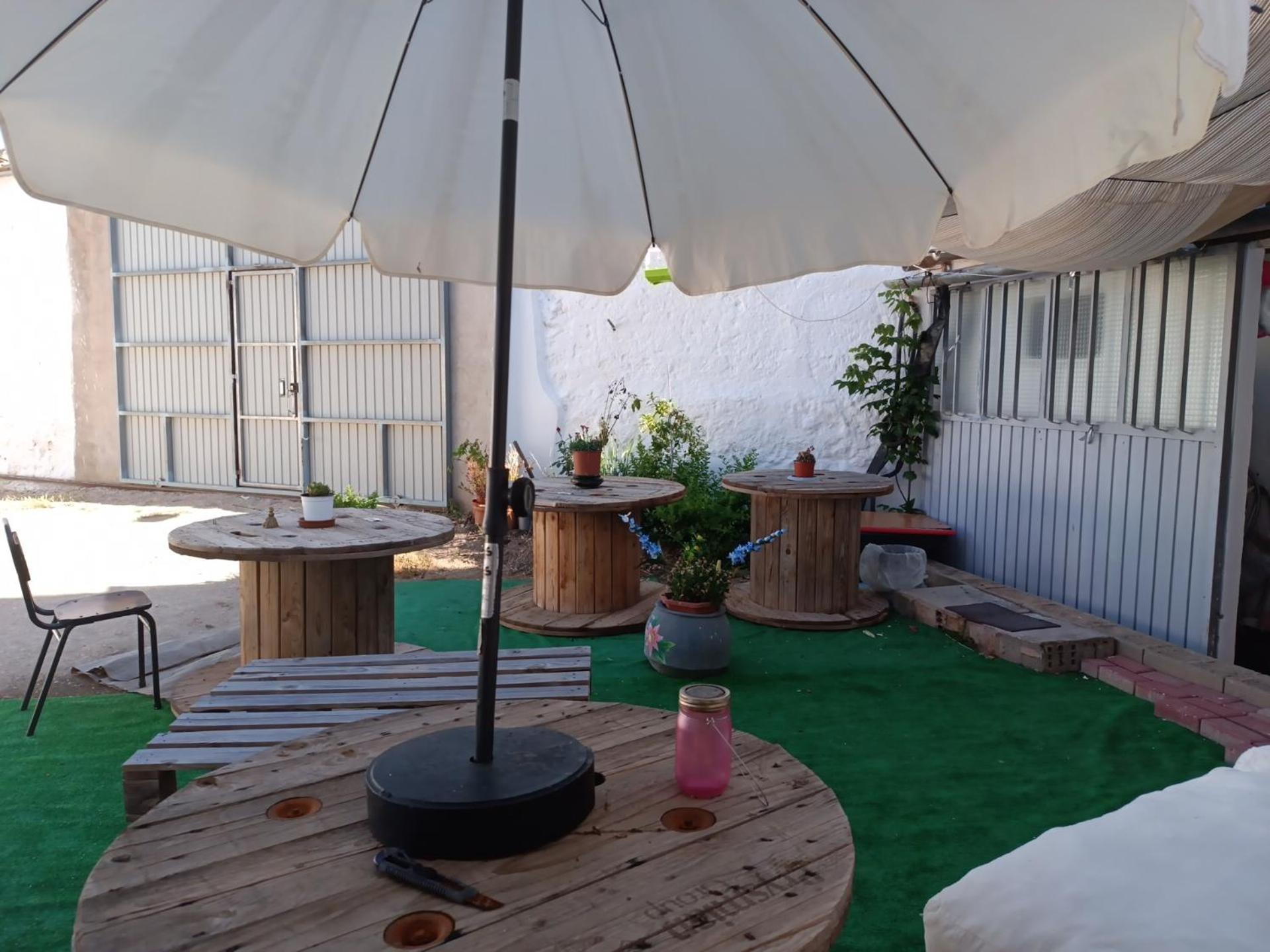 Agradable casa con zona de relax y aparcamiento