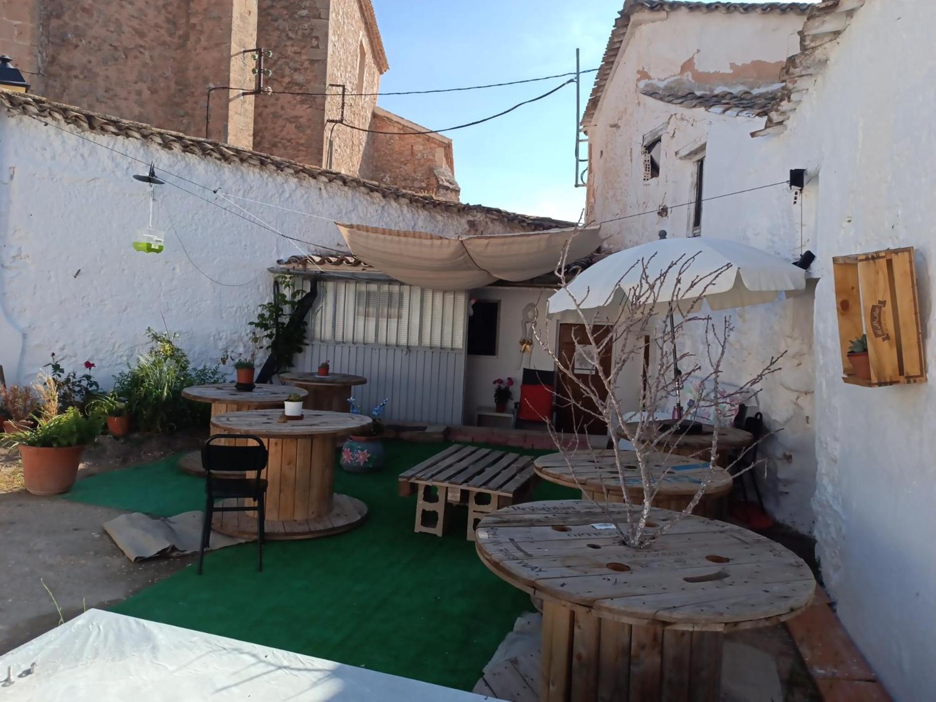 Agradable casa con zona de relax y aparcamiento