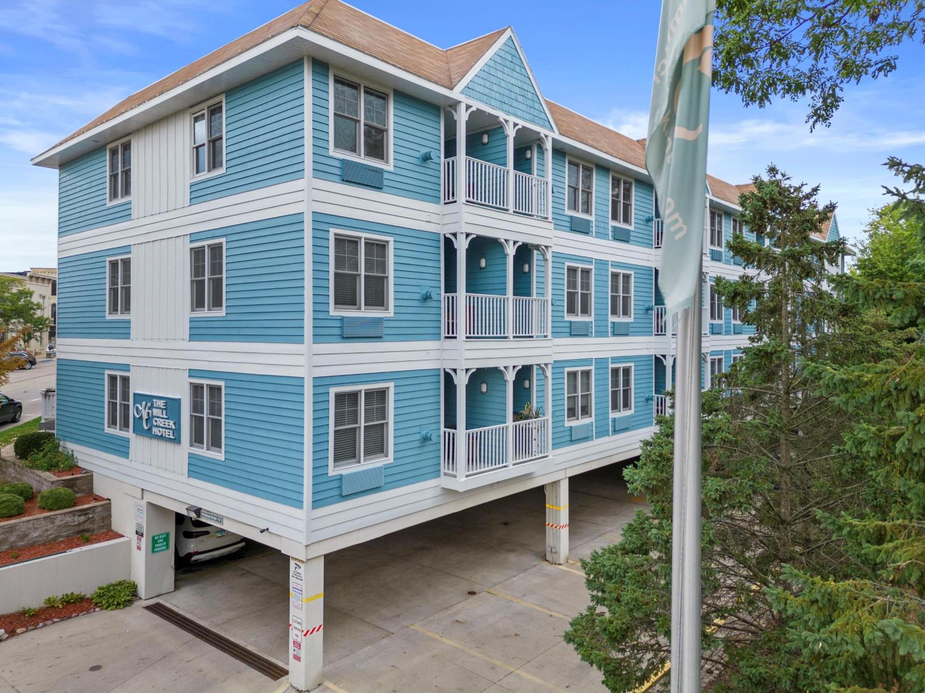 Mill Creek Hotel