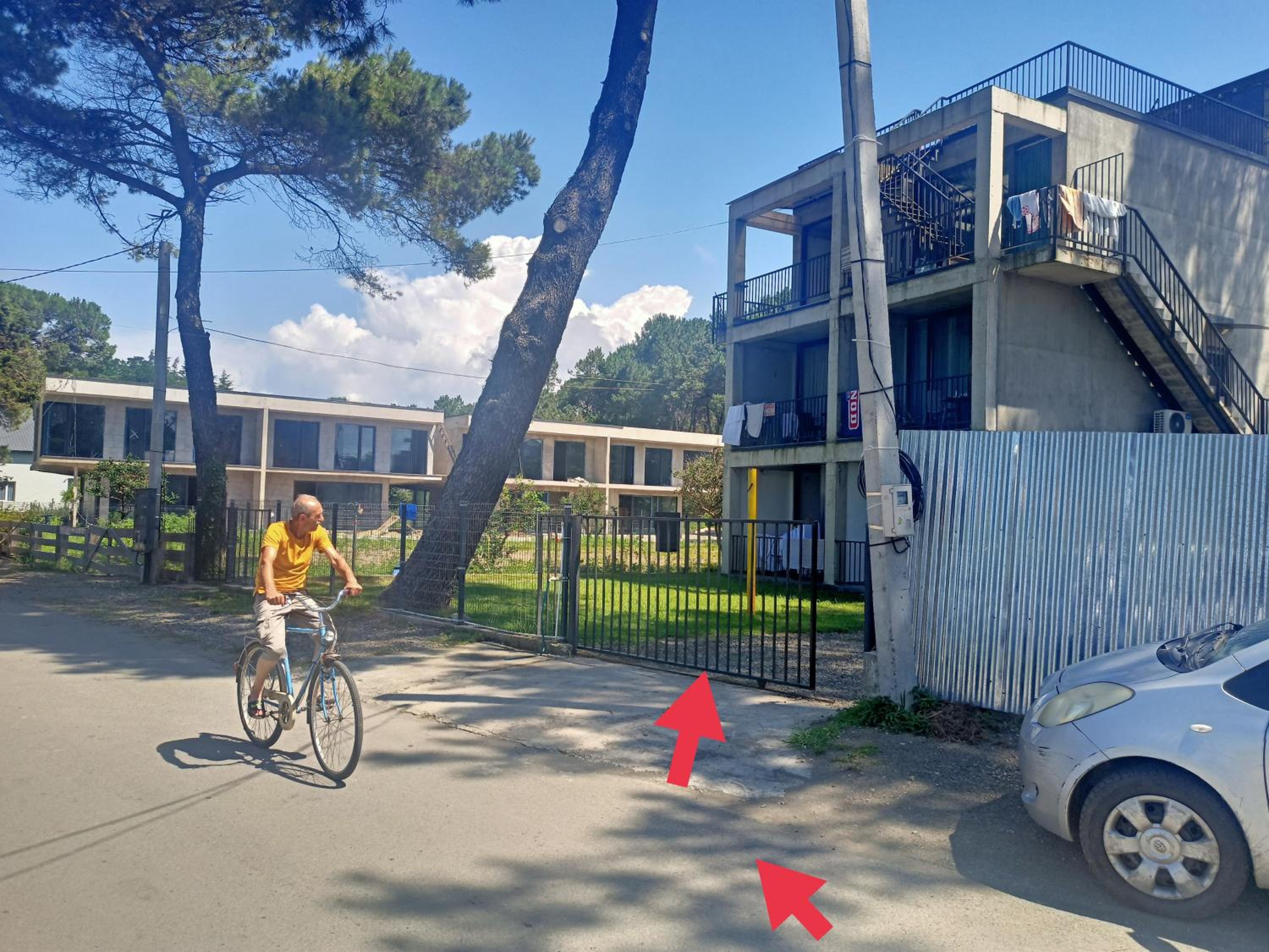 Villetta Di Mare and Sea front apartment check both