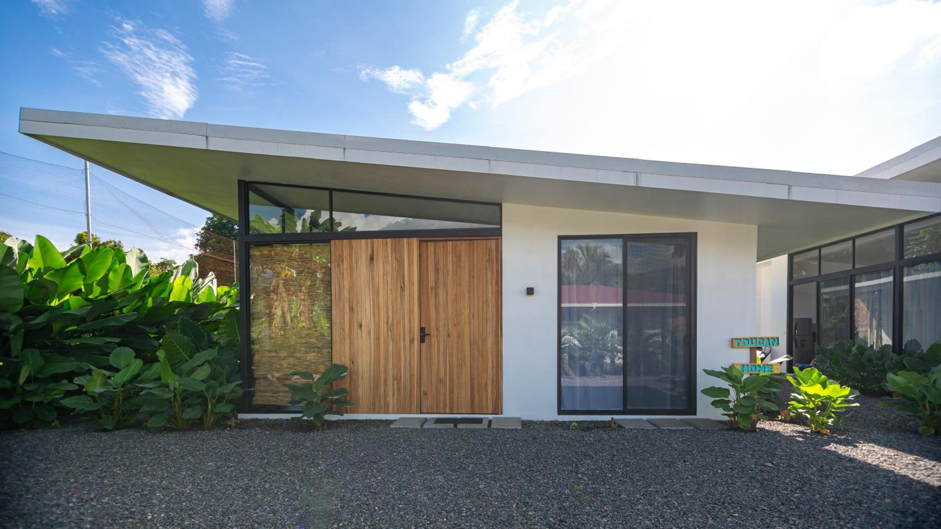 Toucan home