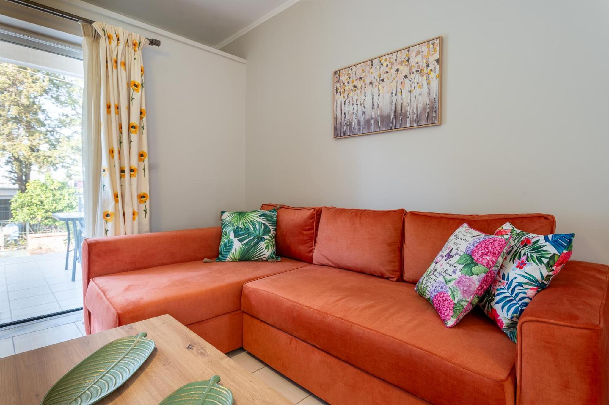 Comfortable 3-Bedroom Seaside Maisonette