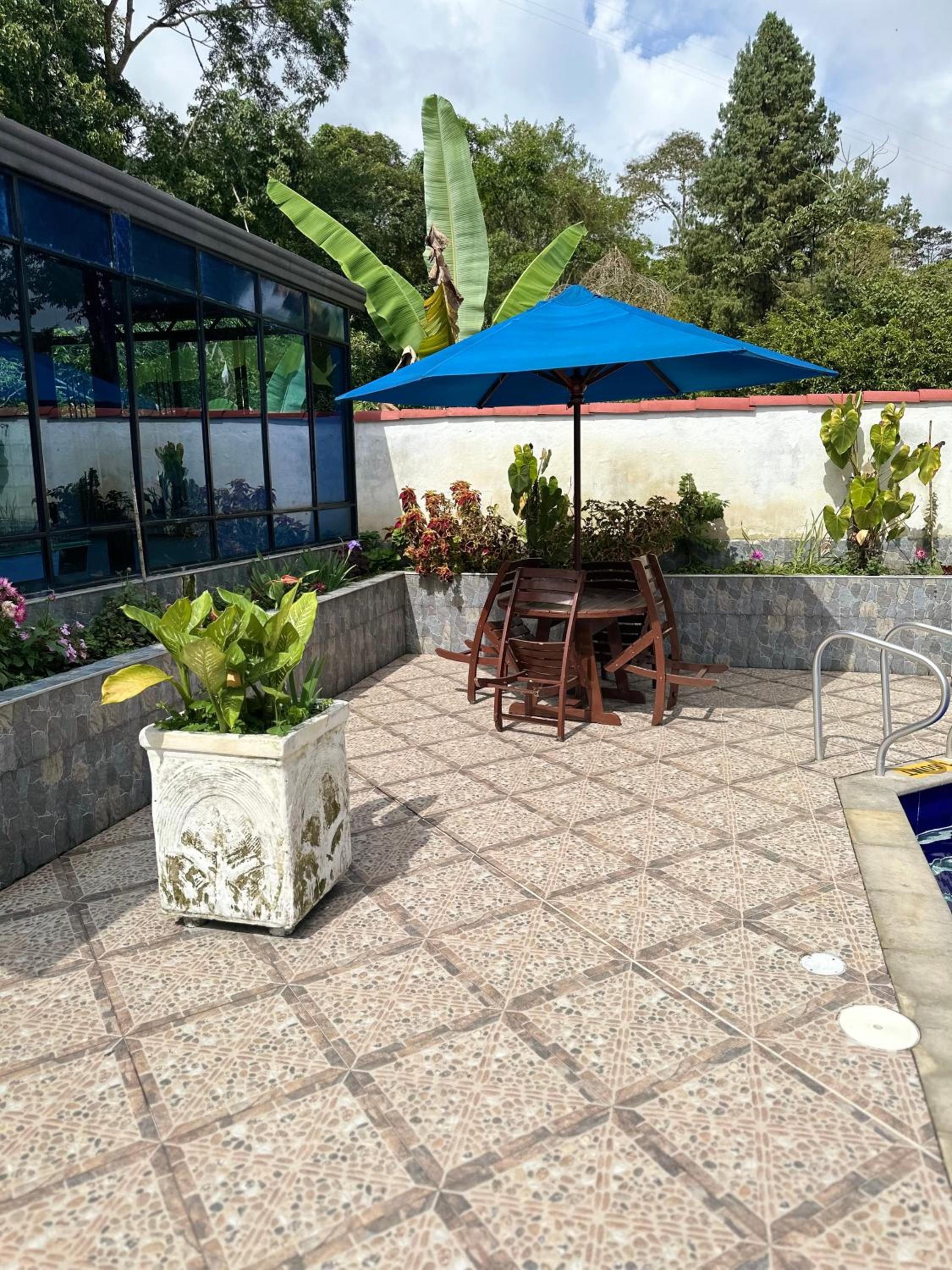 Finca Hualcalá 2