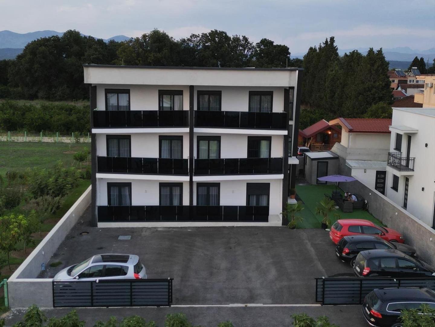 Nejla Apartmani Stoj