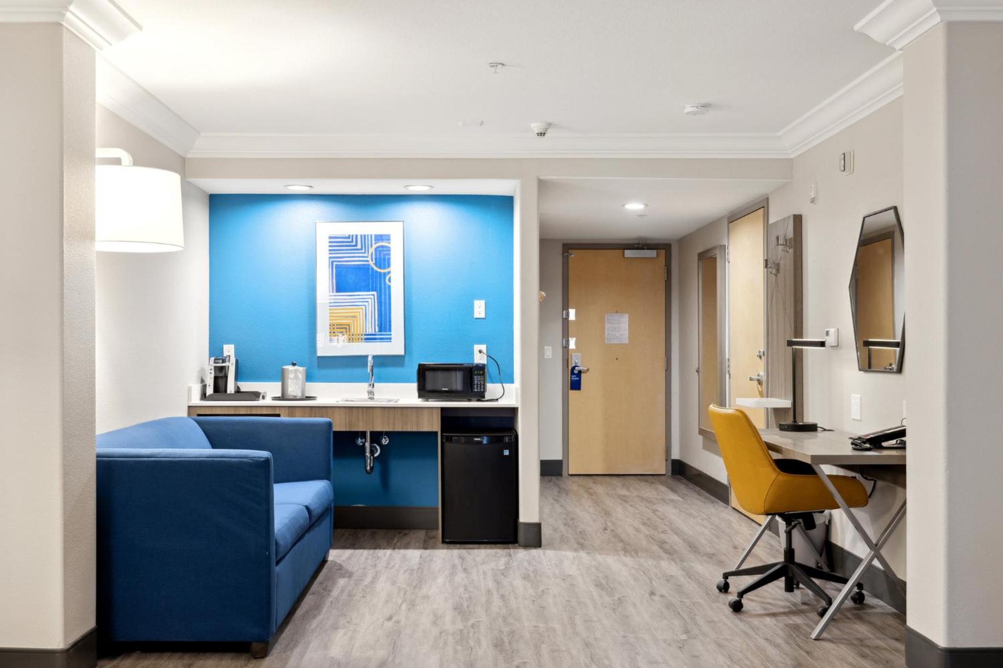 Vacaville Vacations - Holiday Inn Express Hotel Suites Vacaville, an IHG Hotel - Property Image 20