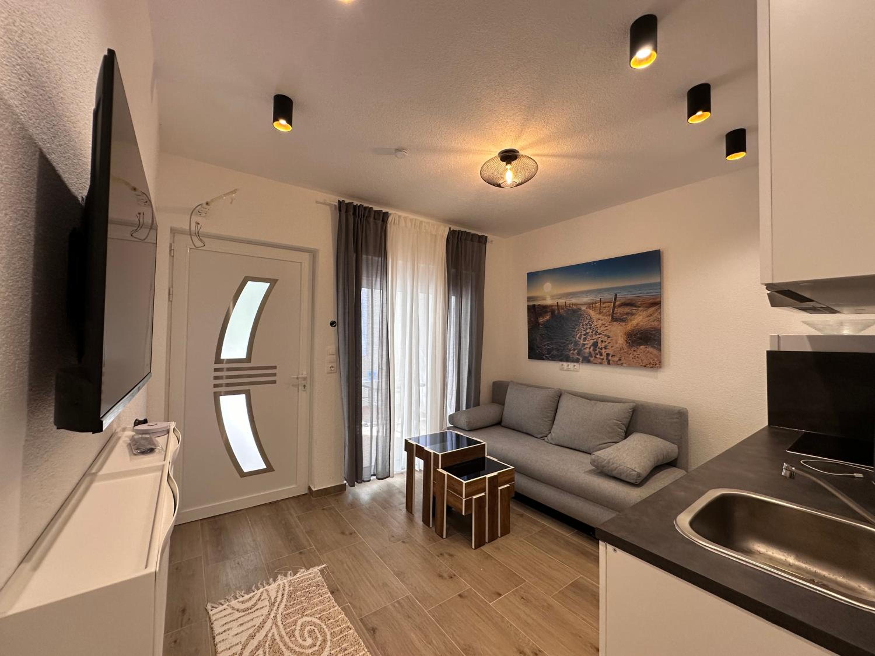 TWINS Apartments