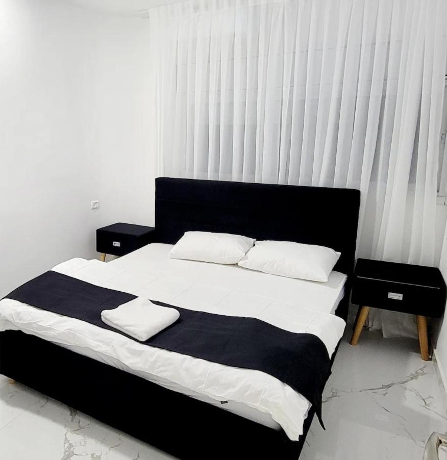 Beautiful Apartment in Ramat Gan Deluxe Suite Next to SHEBA Hospital view 5