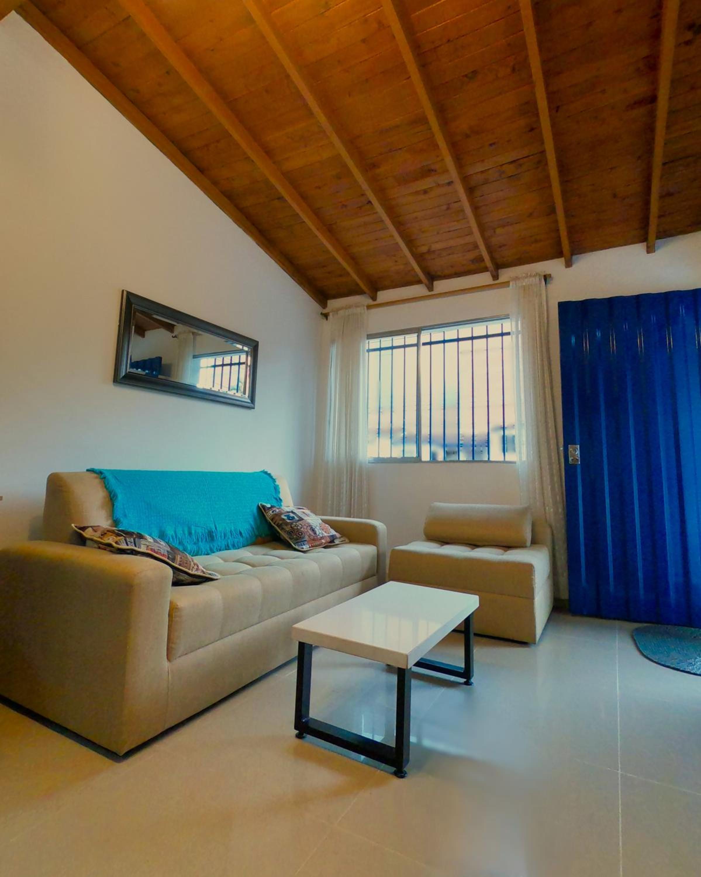 Azulejo - Guest House