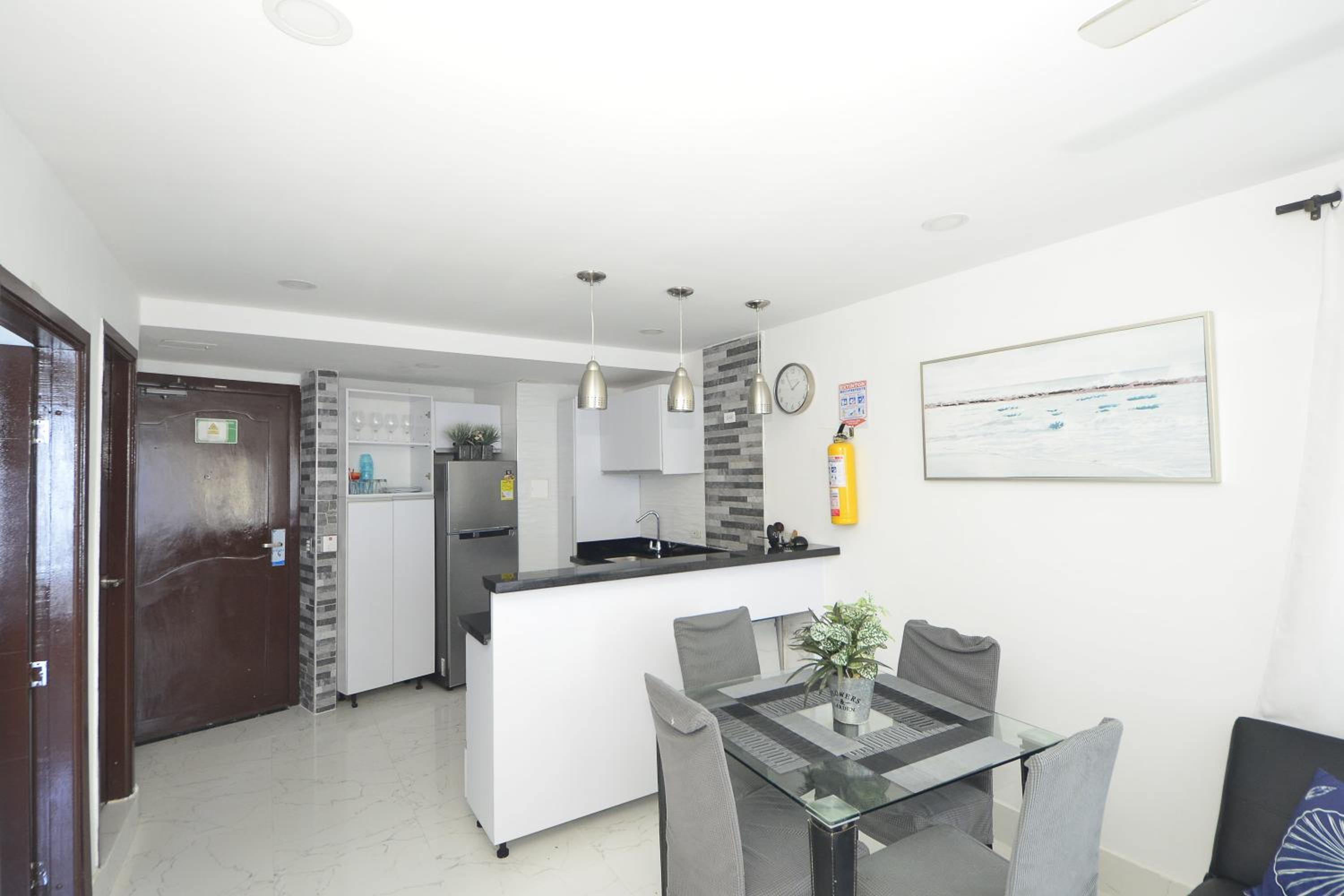 Bienesweb Apartamentos Conquistador Premium