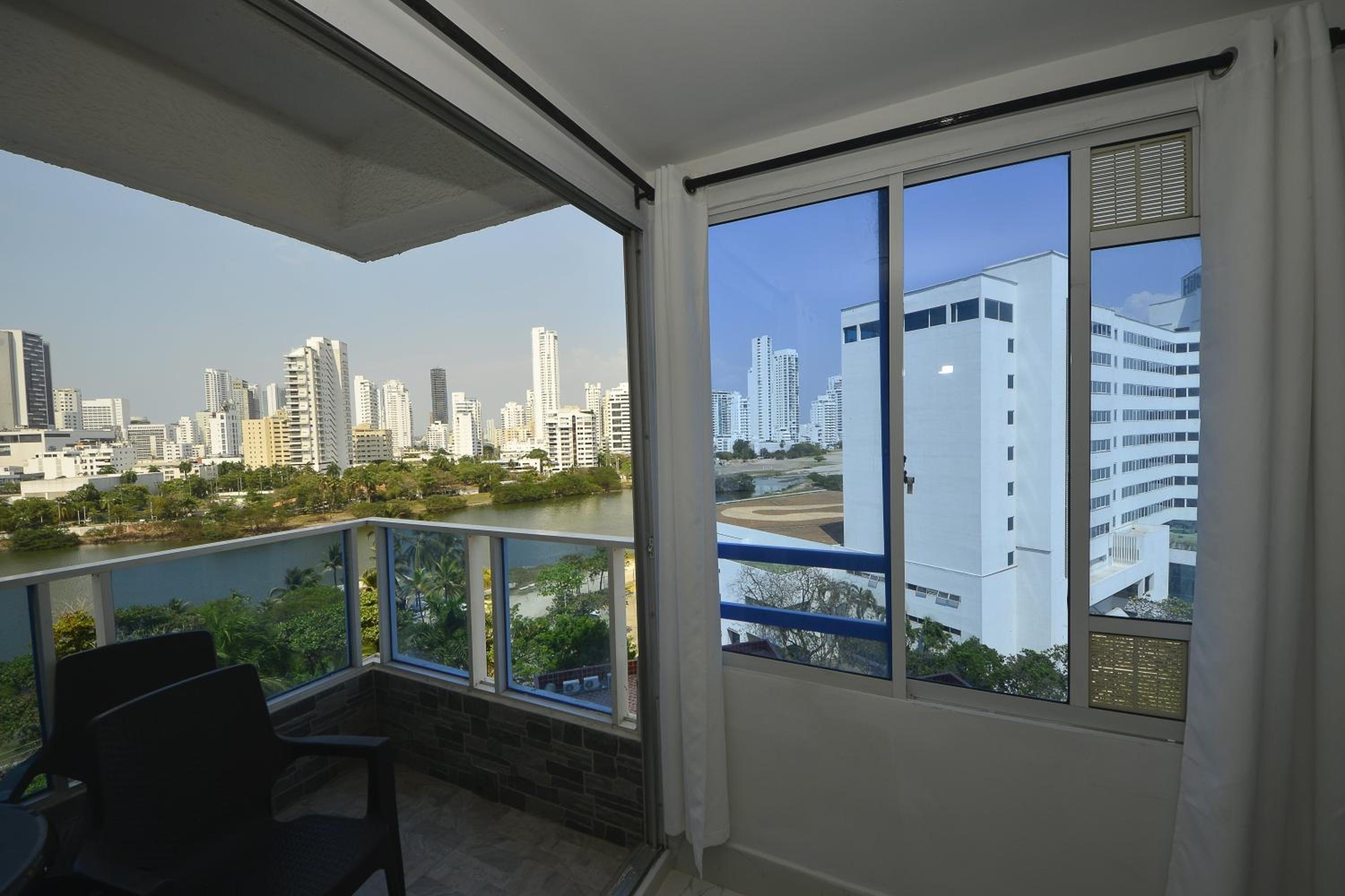 Bienesweb Apartamentos Conquistador Premium
