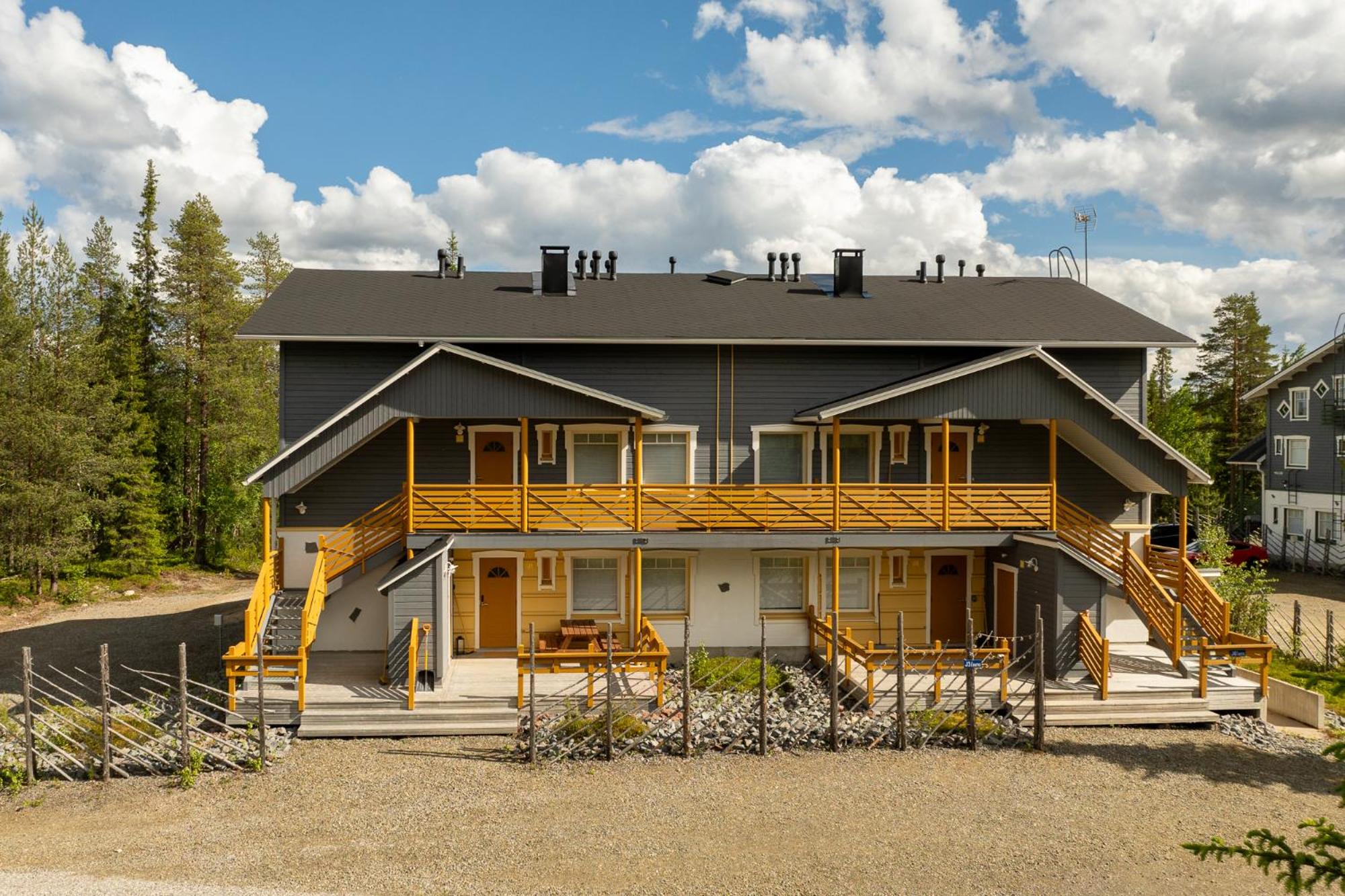 Ellenpolku 2 J1 by Hi Ylläs view 2