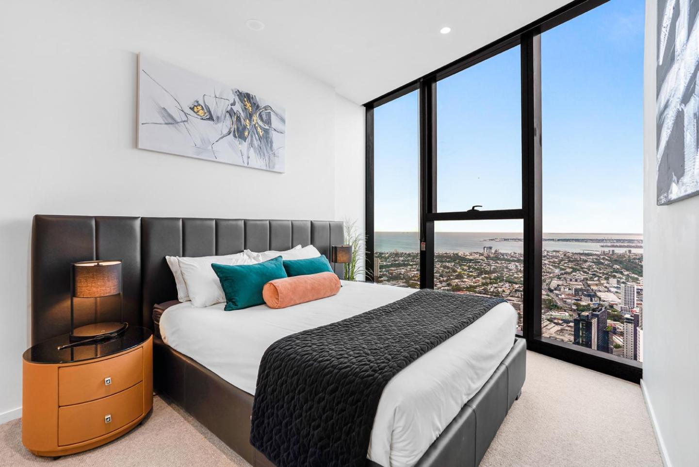 Tammex Luxury Properties - Melbourne Square