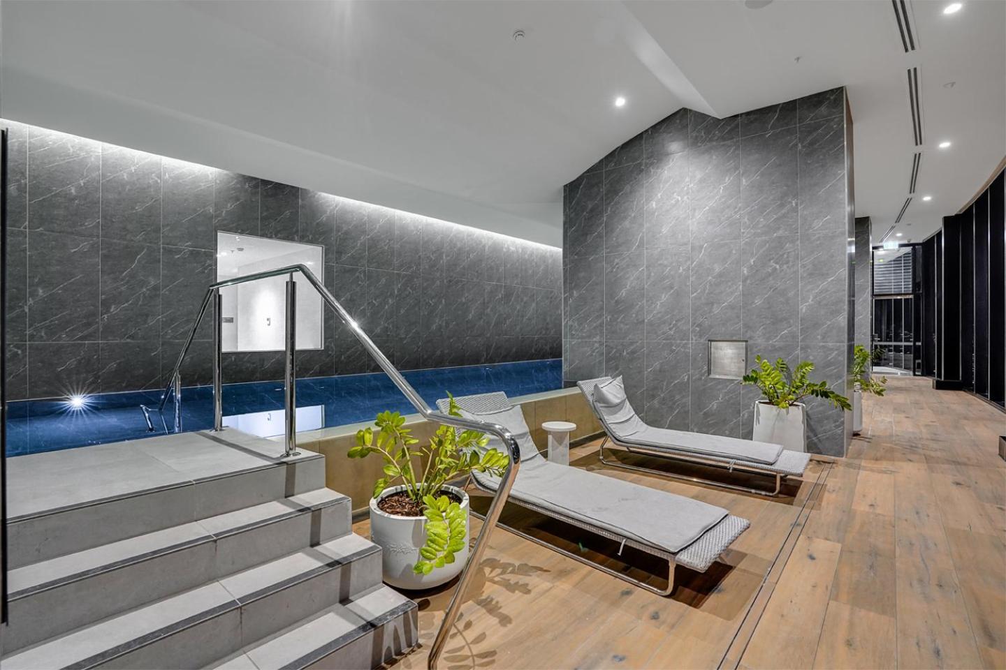 Tammex Luxury Properties - Melbourne Square
