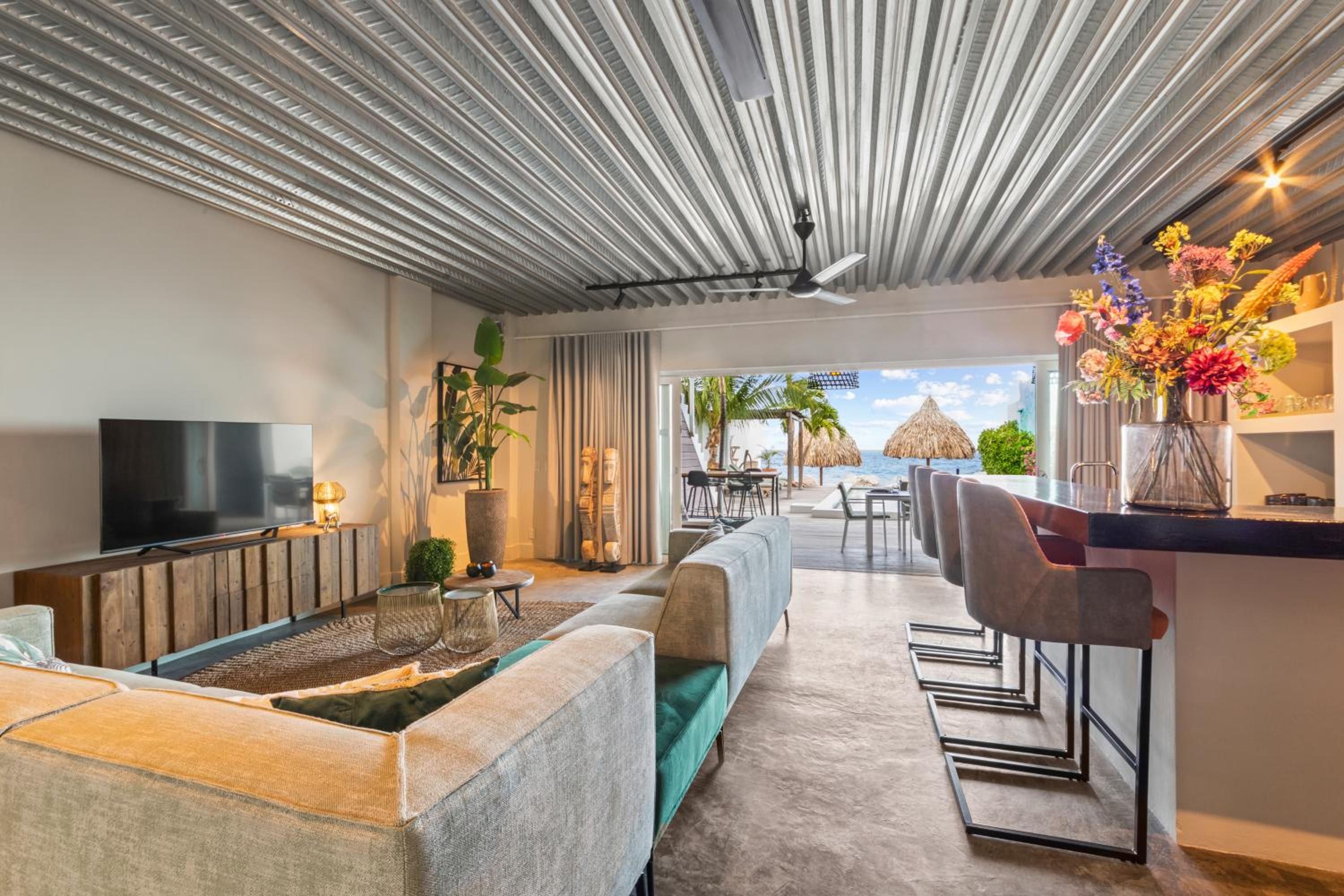 PM78 Boutique Apartments view 5