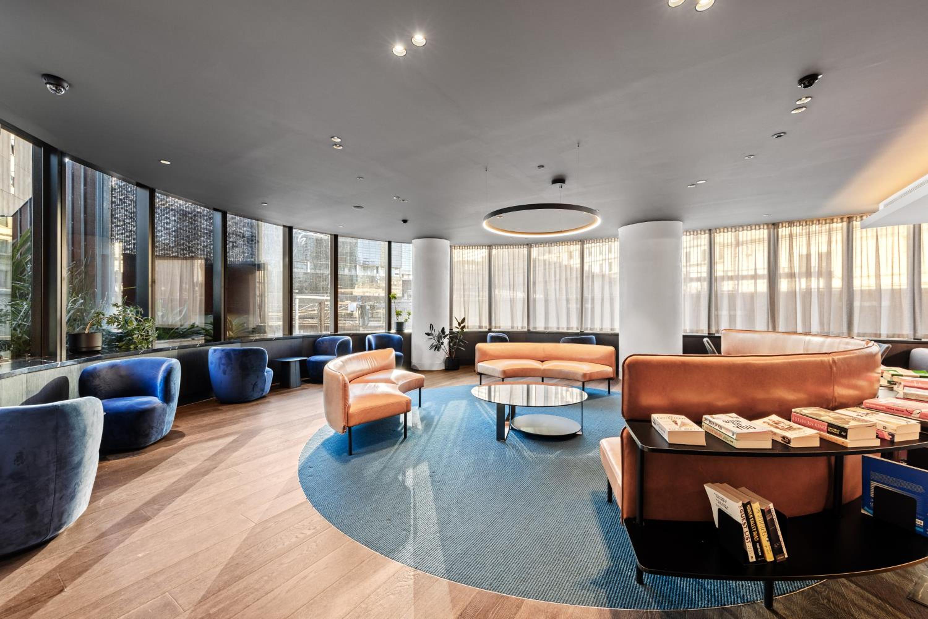Convenient One Bedroom Apartment in Docklands