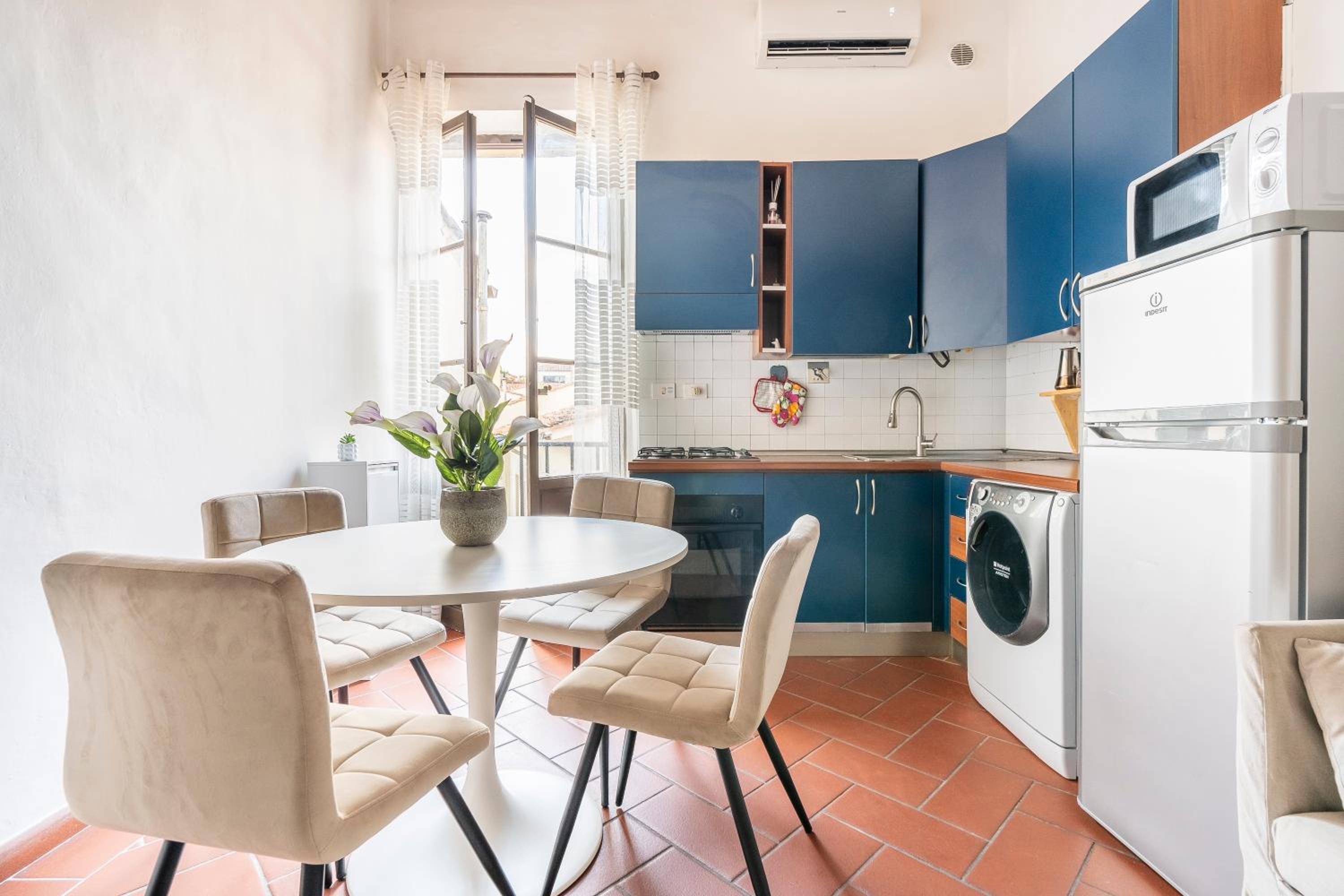 [Piazza Santo Spirito] Appartamento con 2 Camere Matrimoniali