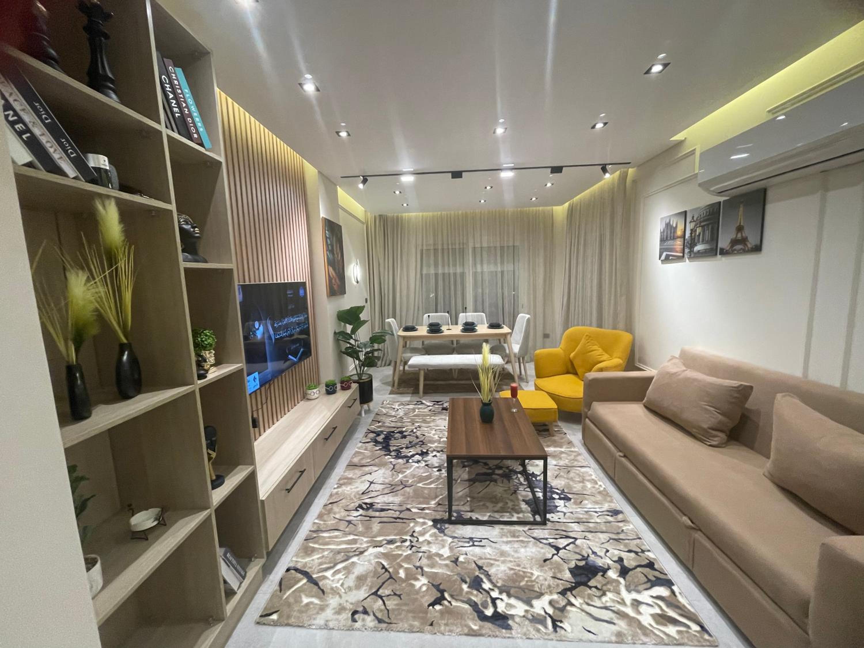 Dream stay apartment at Mountain View I city new cairo transportation service available