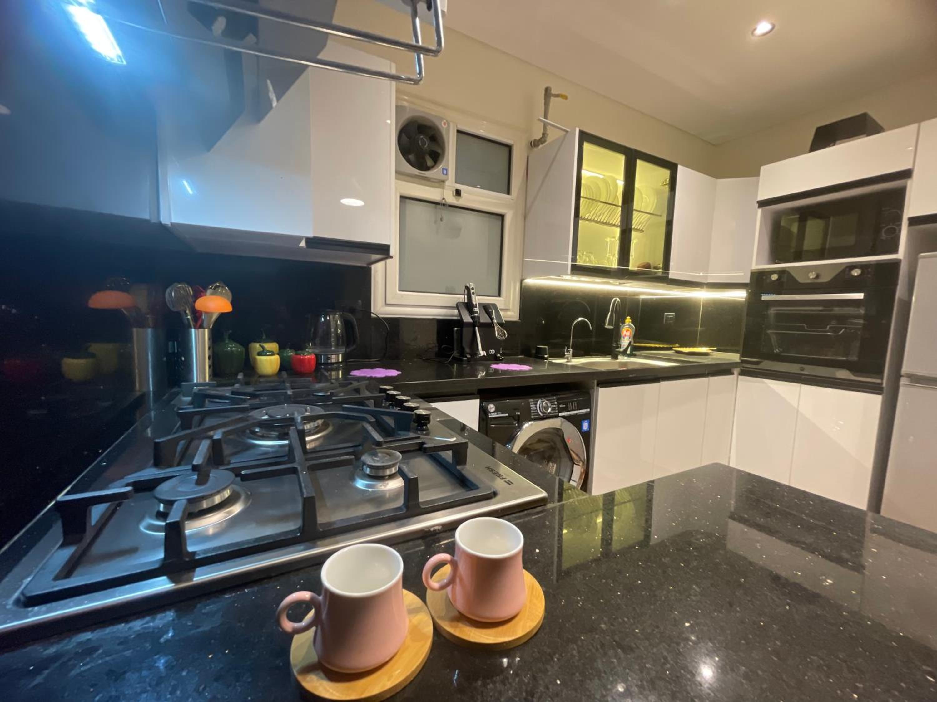 Dream stay apartment at Mountain View I city new cairo transportation service available