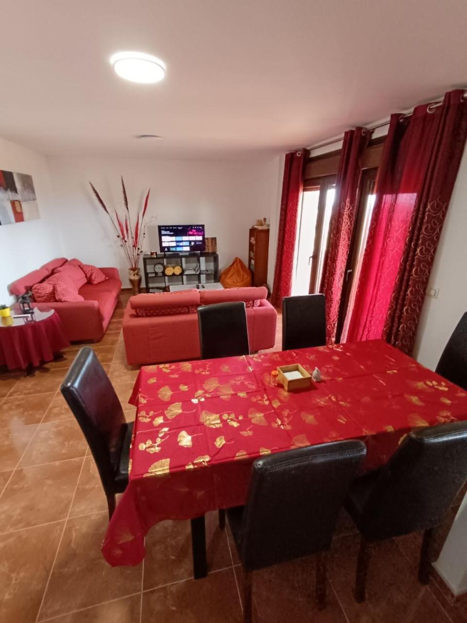 Oasis Inn Pedornes