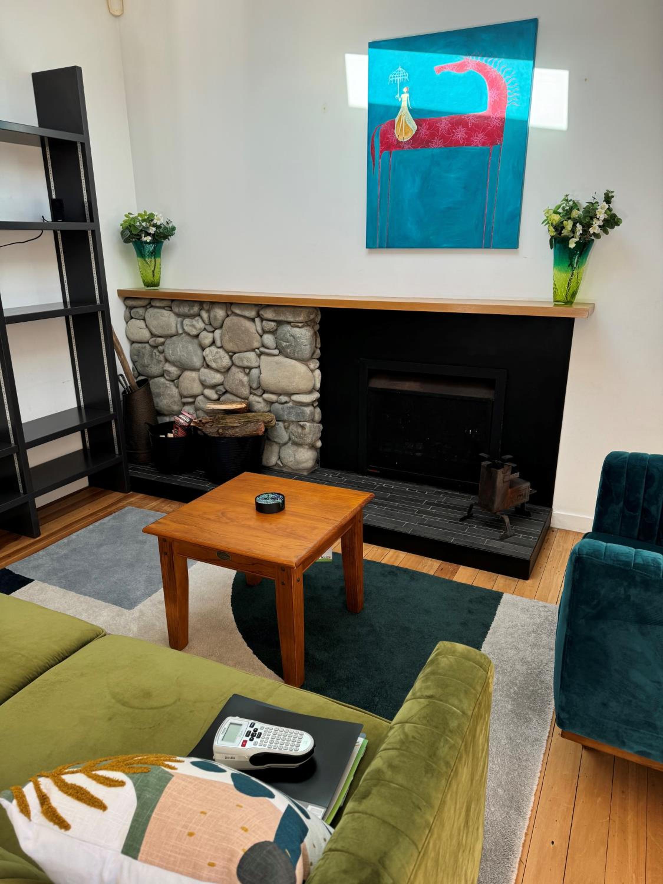 Luxurious Kiwiana Raumati Beachfront Home