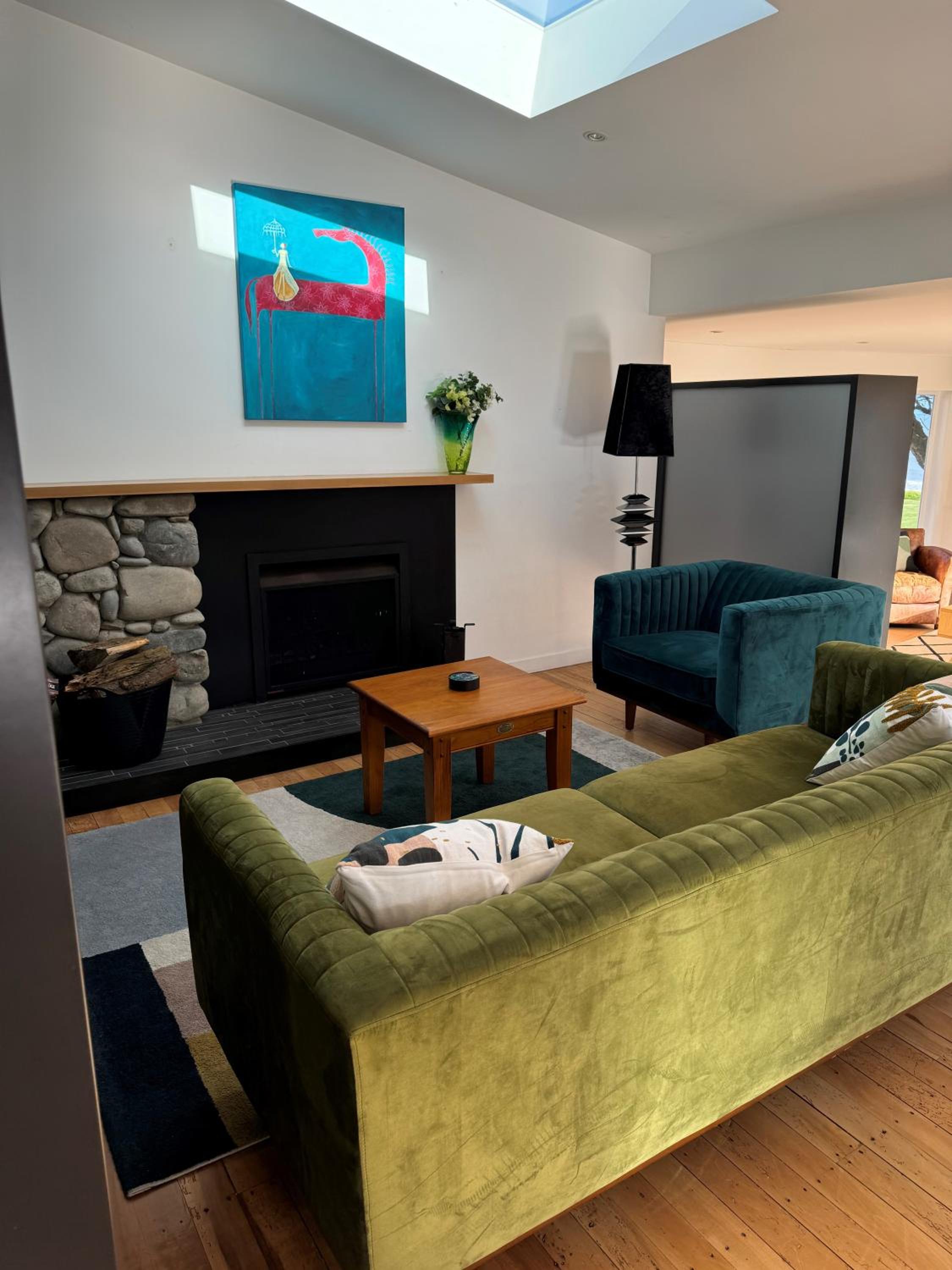 Luxurious Kiwiana Raumati Beachfront Home