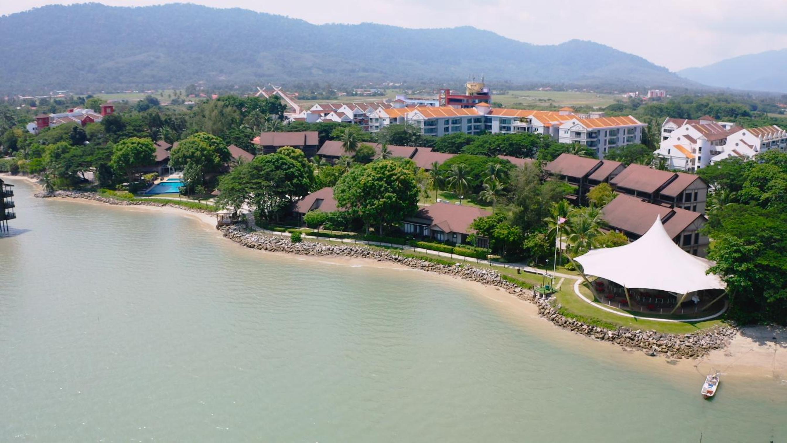 Ombak Villa Langkawi — photo 16