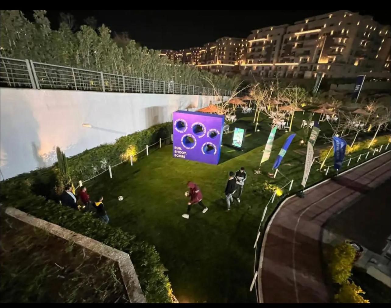 Dream stay apartment at Mountain View I city new cairo transportation service available