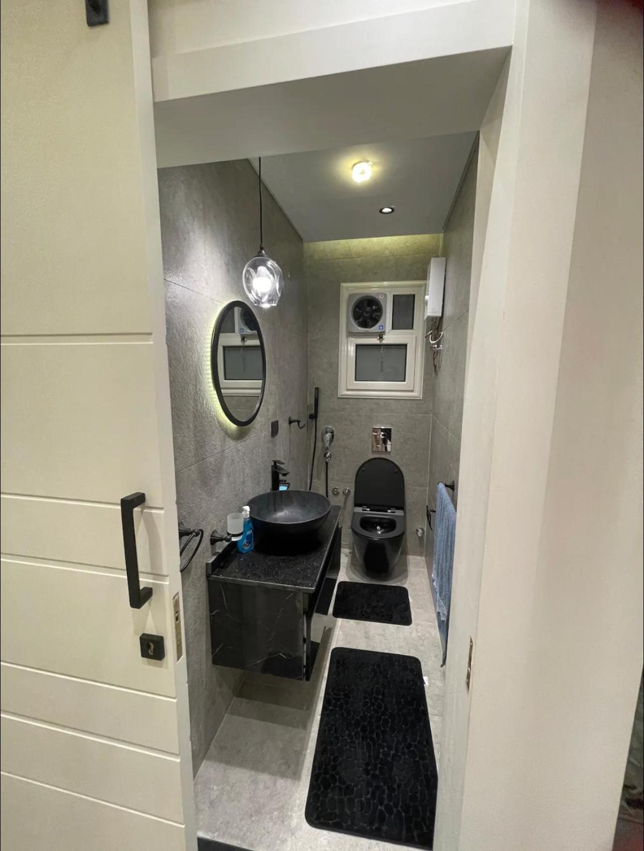 Dream stay apartment at Mountain View I city new cairo transportation service available