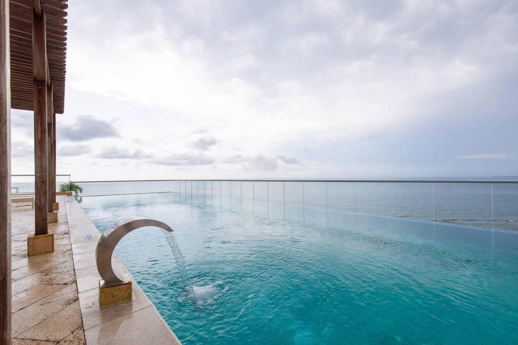 Mejor Vista al Mar, 3 alcobas, Piscina, 3Jacuzzi