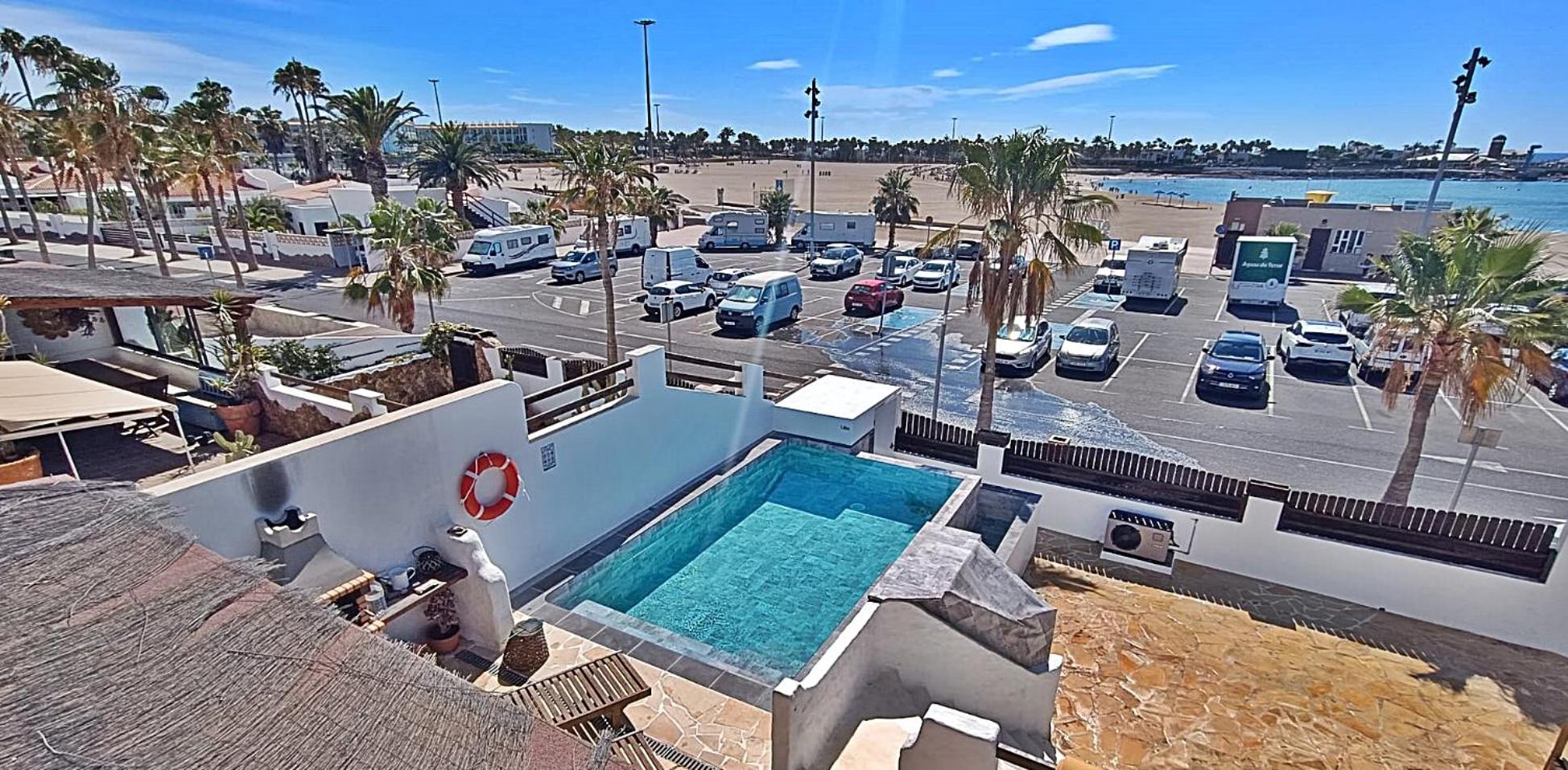 Hotel Caleta Beach House