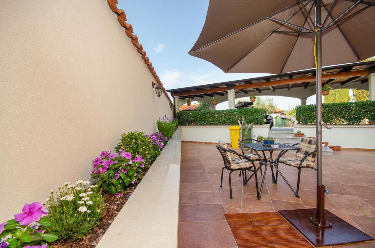 Apartments Villa Amfora view 4