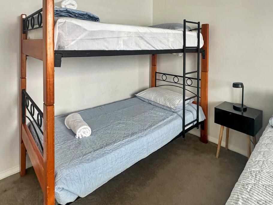 Unit 10 Avoca Palms Resort