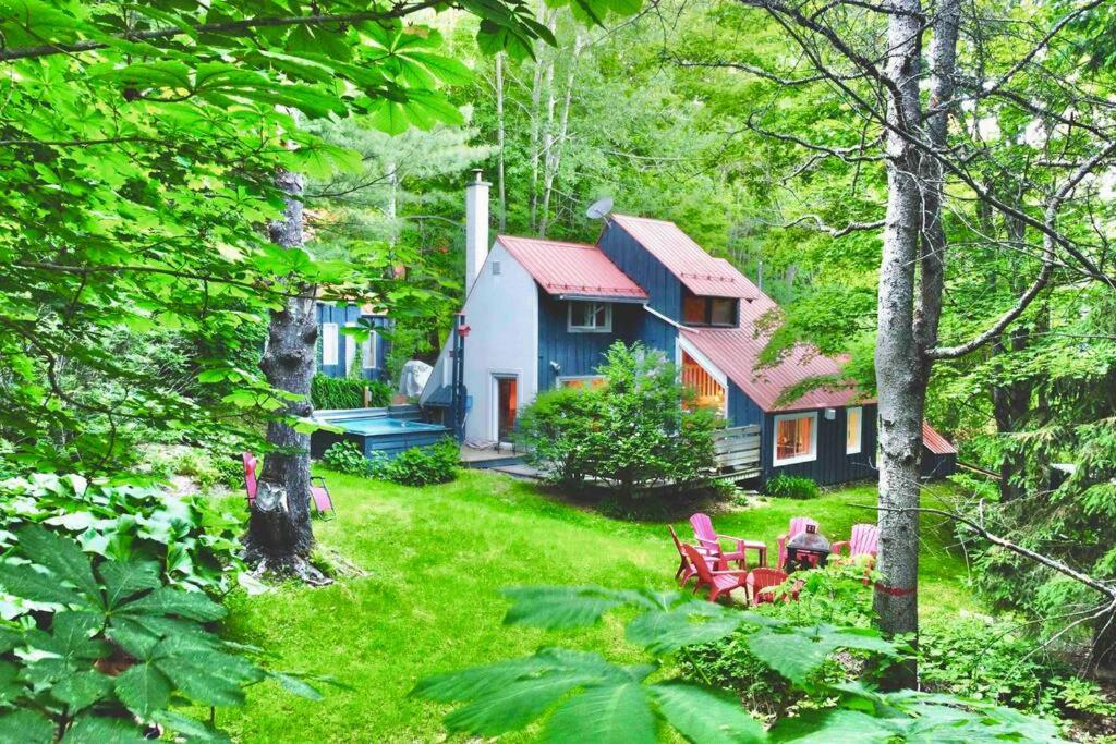 Chalet tout inclus avec SPA près du Mont Orford