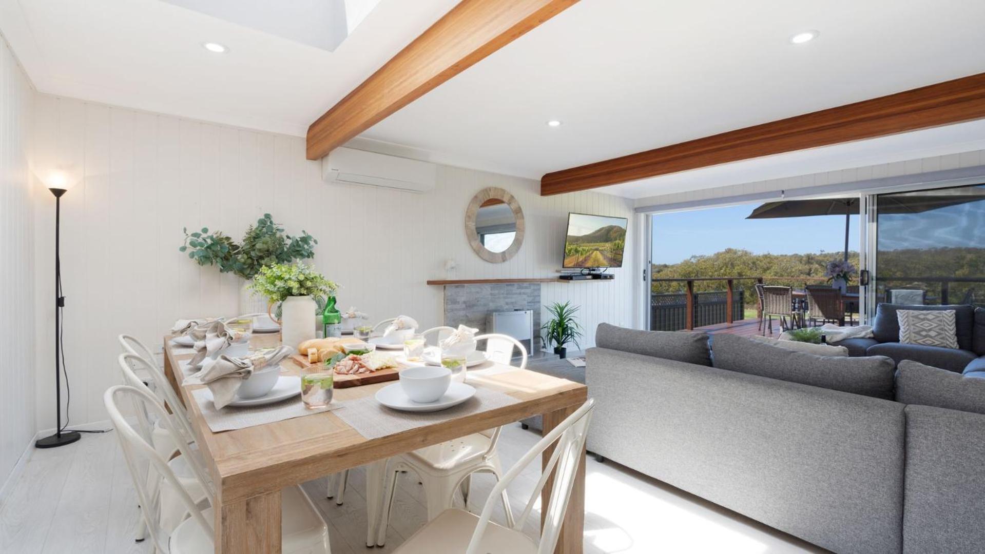 Riverside Retreat, Coolangatta, near Seven Mile Beach