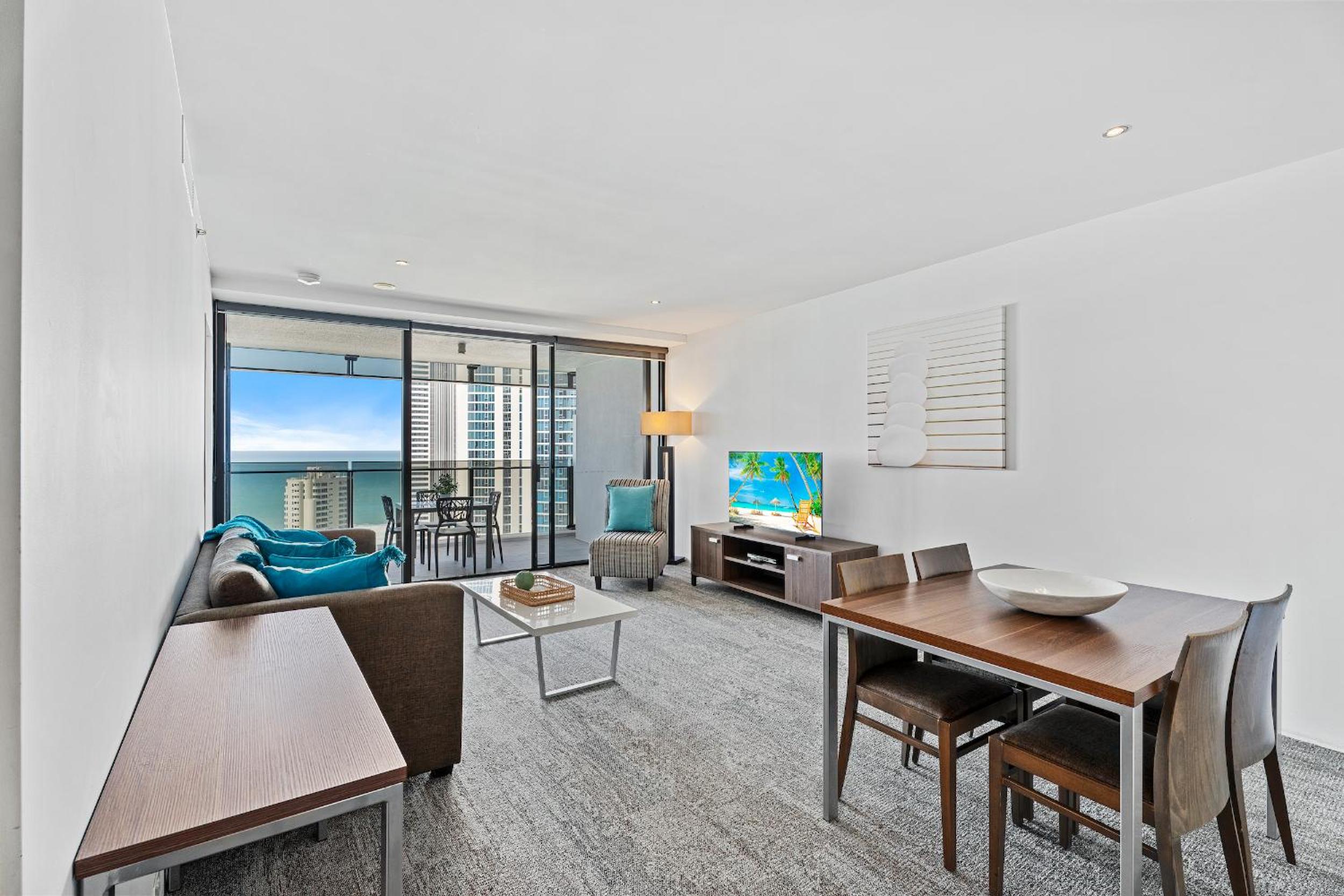 Circle on Cavill - Hosted by Coastal Letting Co.