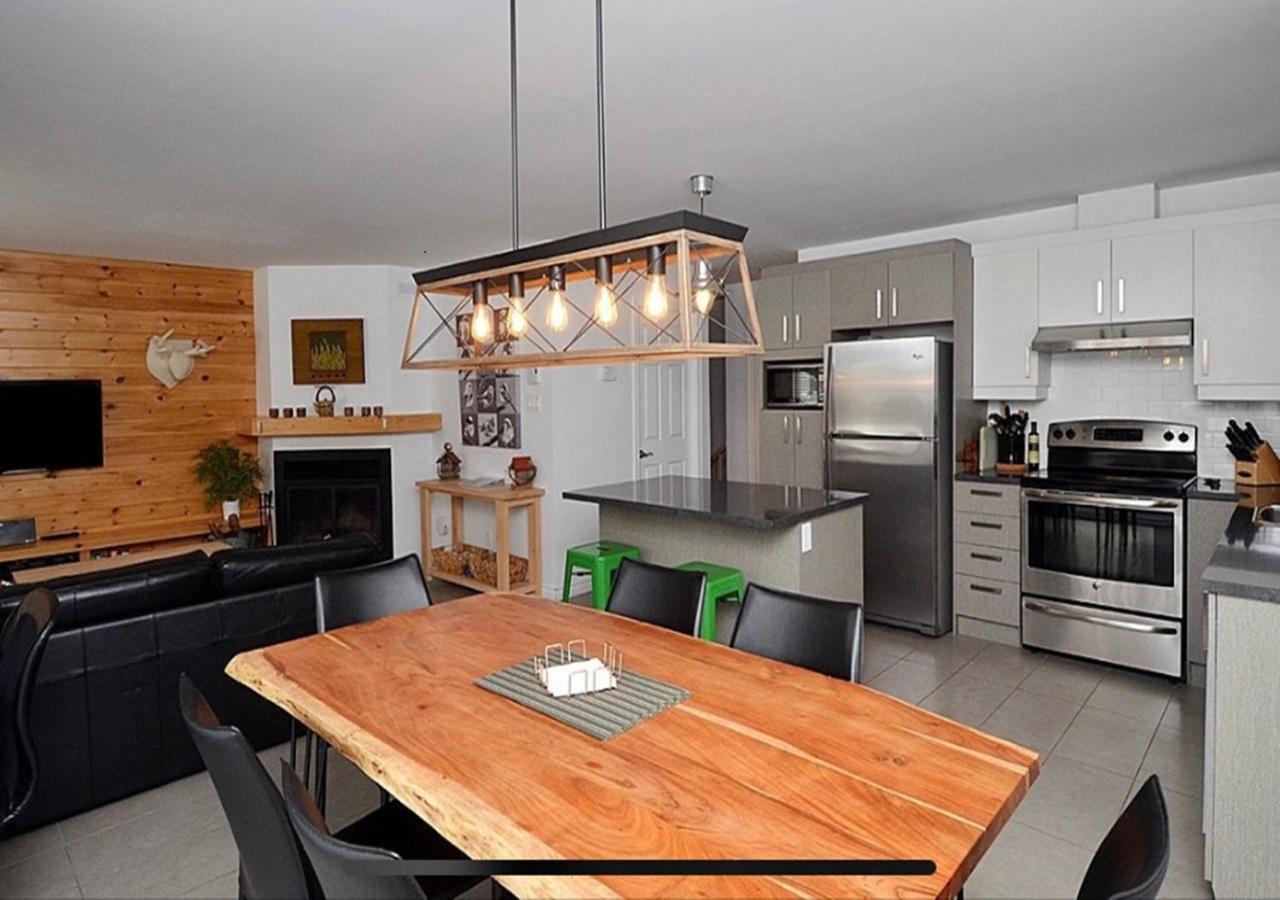 Super Condo ski et vélo 2 min Mont-Ste-Anne