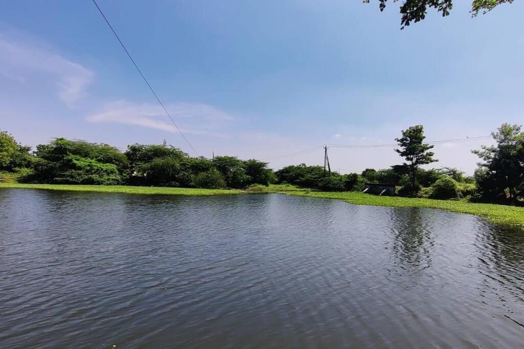FarmStay FamilyVilla Vadodara