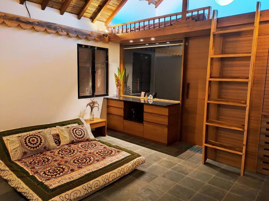 FarmStay FamilyVilla Vadodara