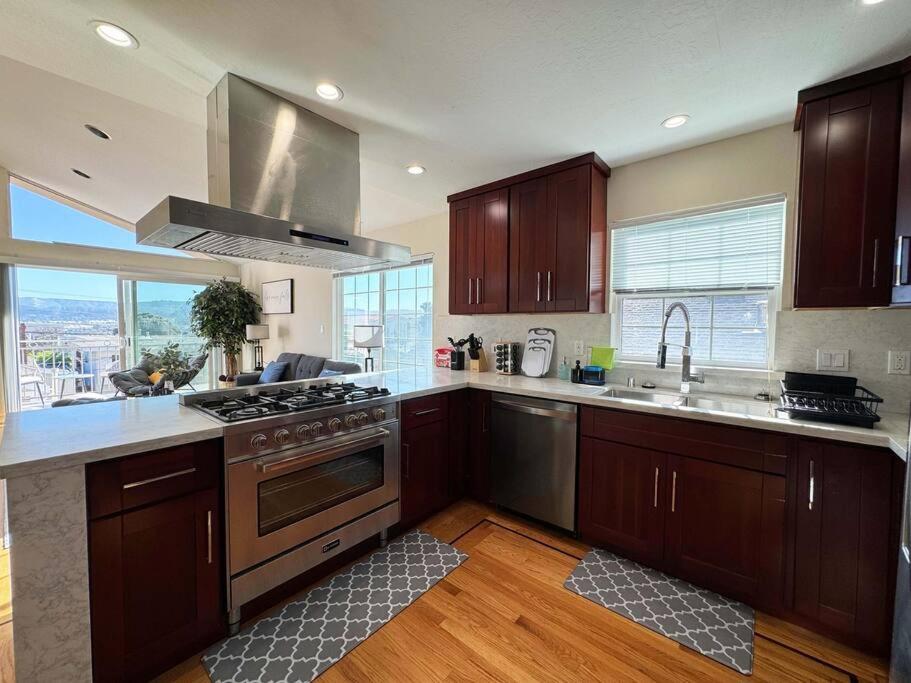 Stunning House in South SF