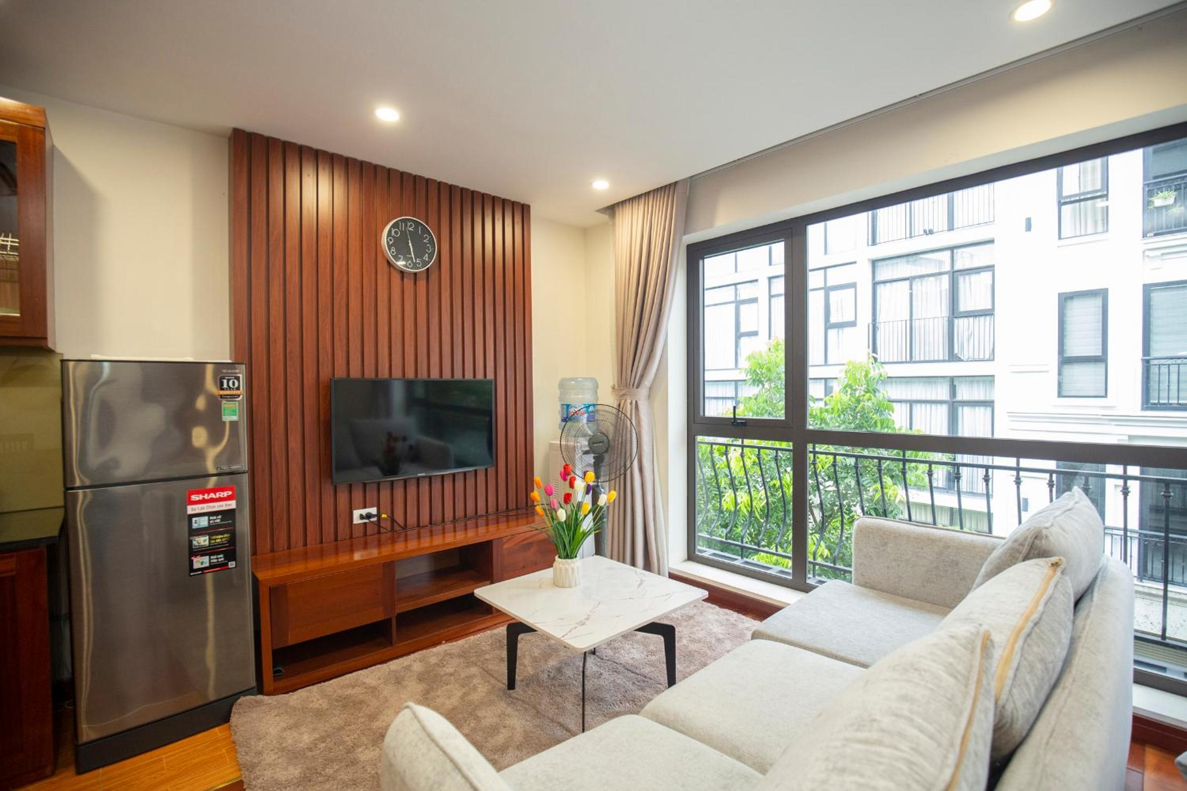 Sumitomo10 Apartment - Lane 12 Dao Tan street