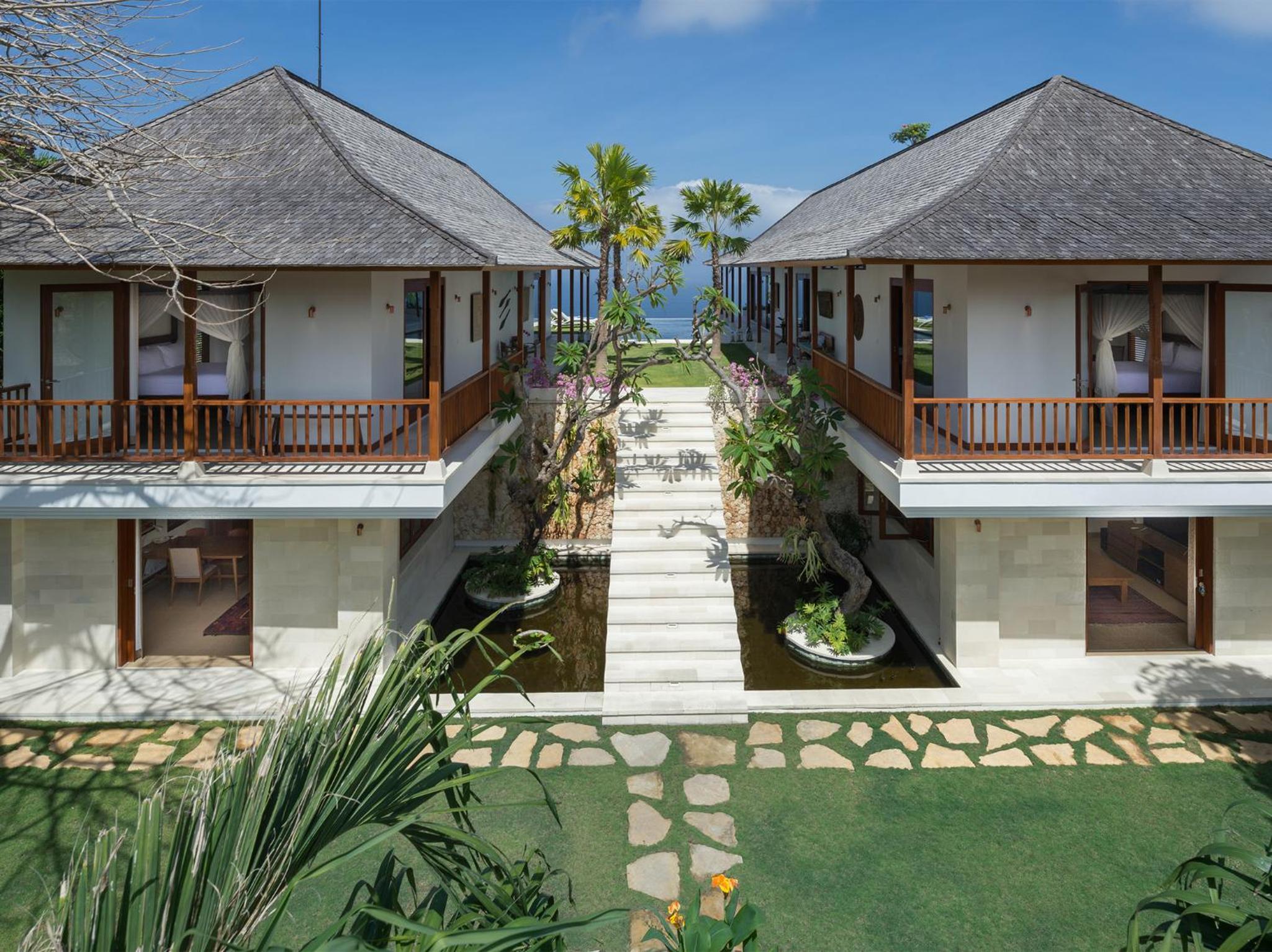 Villa Sol Y Mar by Elite Havens view 2