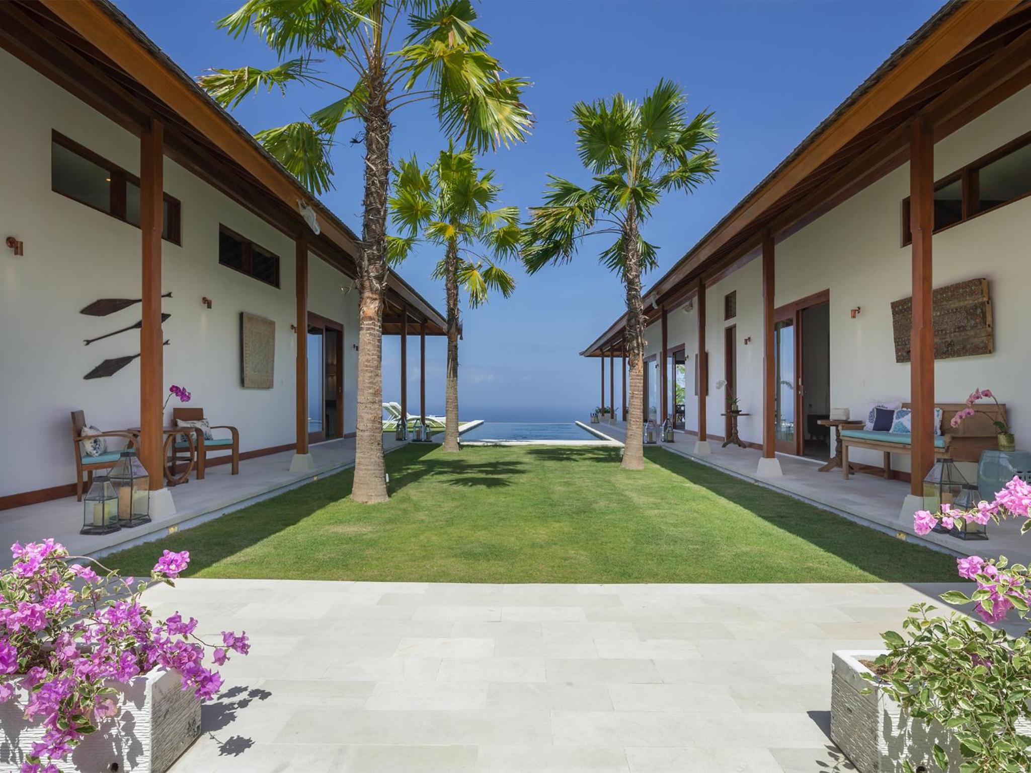 Villa Sol Y Mar by Elite Havens view 5