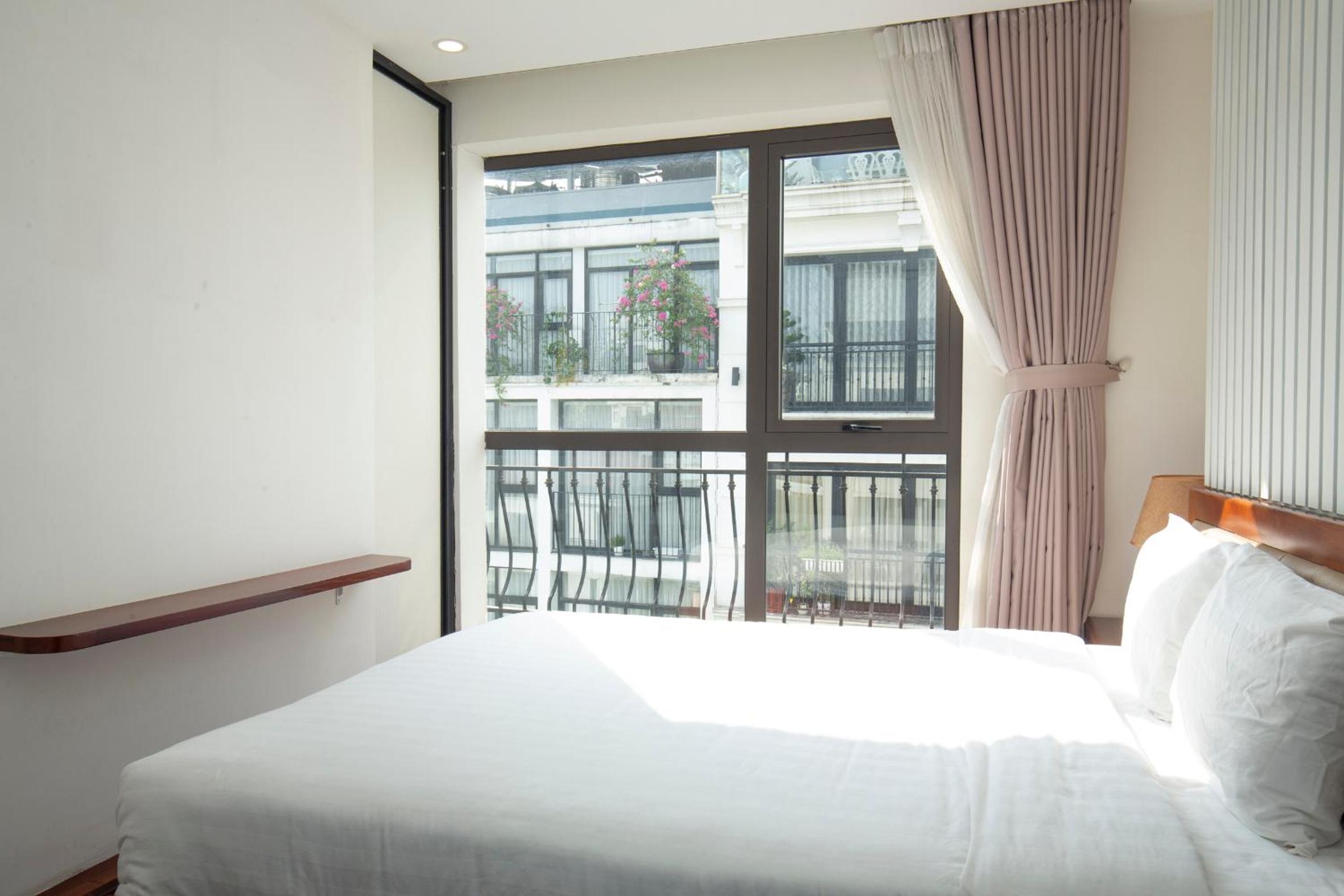 Sumitomo10 Apartment - Lane 12 Dao Tan street