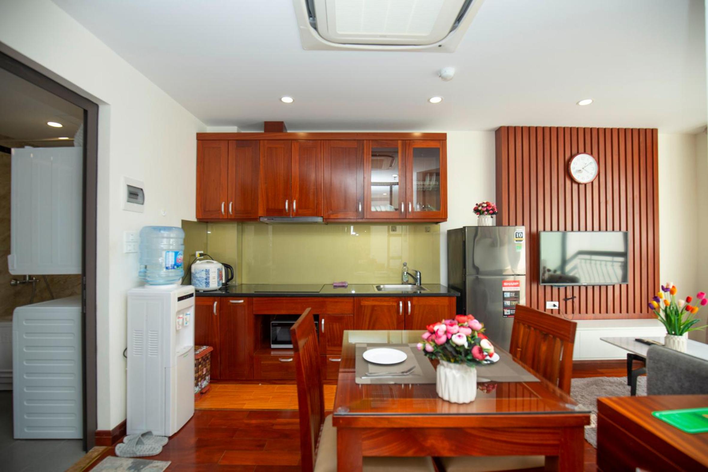 Sumitomo10 Apartment - Lane 12 Dao Tan street
