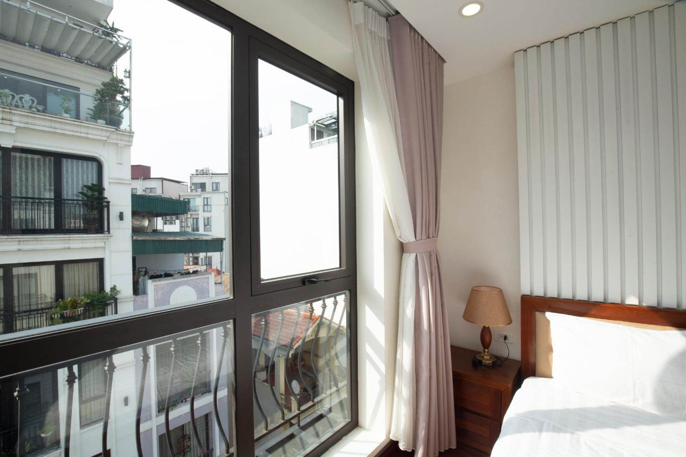 Sumitomo10 Apartment - Lane 12 Dao Tan street
