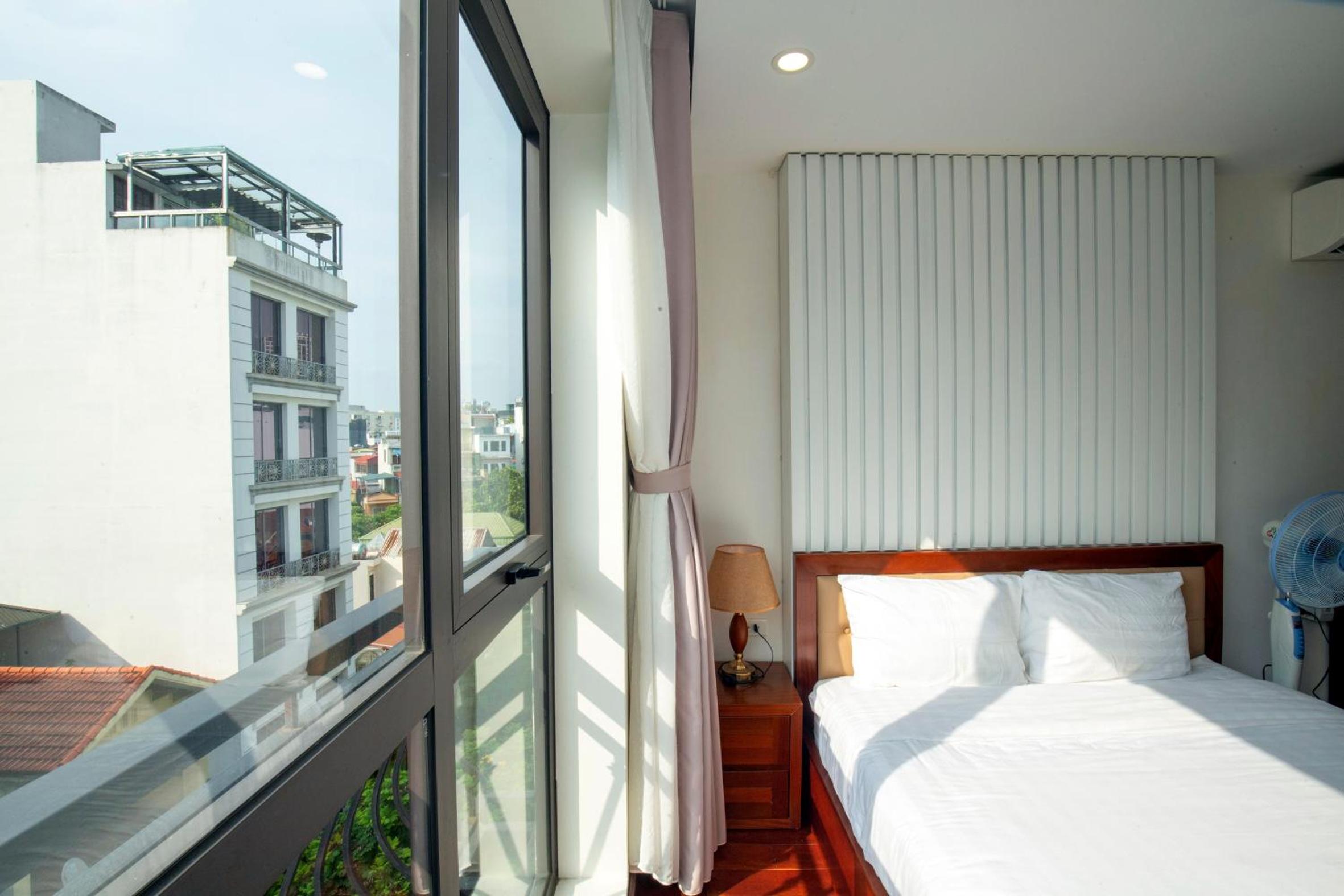 Sumitomo10 Apartment - Lane 12 Dao Tan street